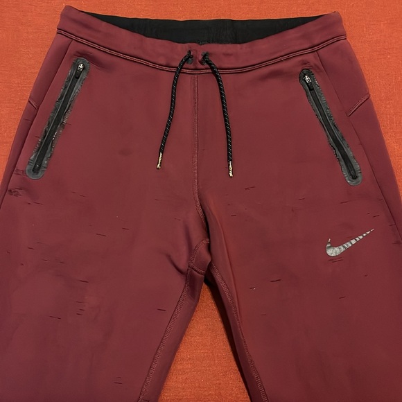 Nike Fleece-Lines Dri-Fit Joggers - Picture 2 of 7